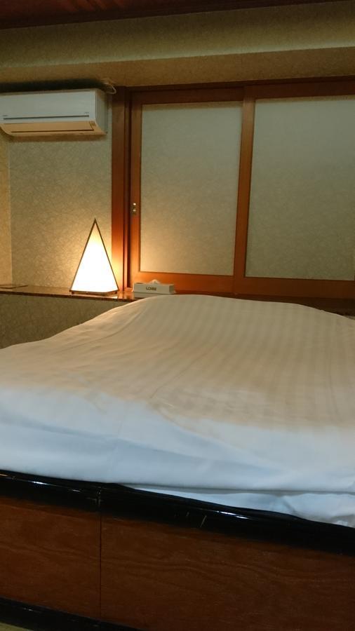 أوساكا Hotel Loire (Adults Only) المظهر الخارجي الصورة